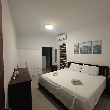 Modern & Spacious 2br With Balcony In Apartment